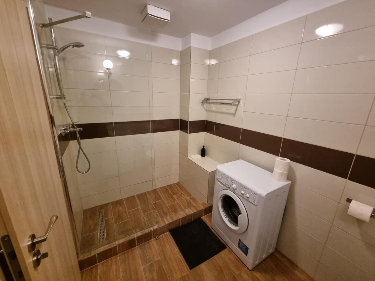 Avram Iancu Private Apartment With Ac 브라쇼브 외부 사진