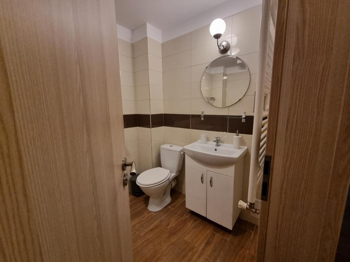 Avram Iancu Private Apartment With Ac 브라쇼브 외부 사진